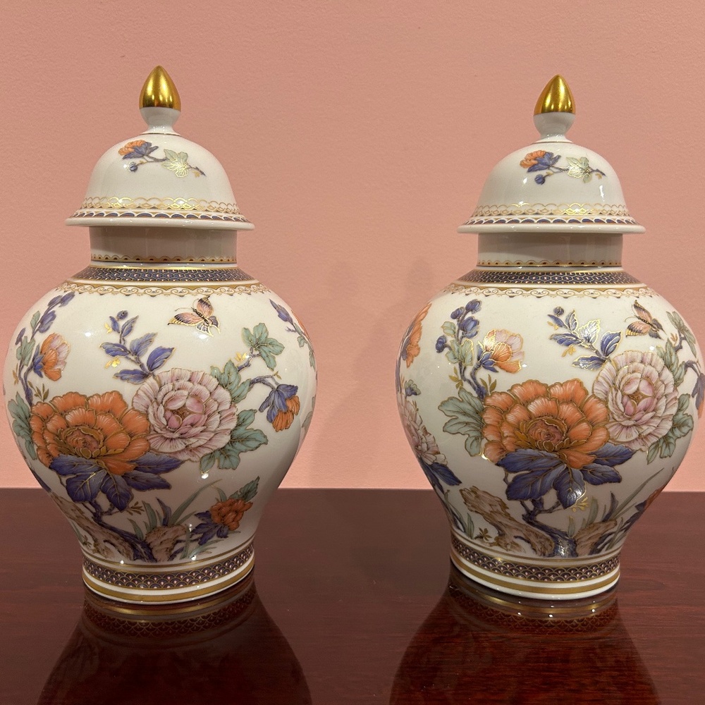Pair of Kaiser Porcelain Ginger Jars Duchesse Made in Germany
